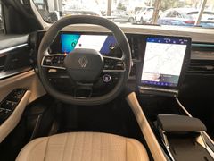 Fahrzeugabbildung Espace VI Iconic E-Tech Hybrid Panorama Navi Le