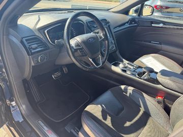 Ford Mondeo Turnier ST-Line AHKWinterpaket