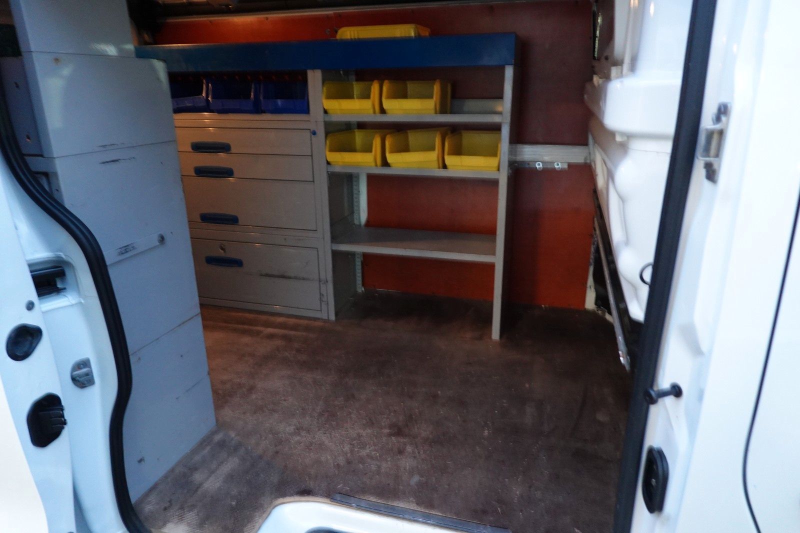 Fahrzeugabbildung Opel Vivaro B Kasten1H1  2,9t mit Regalsystem