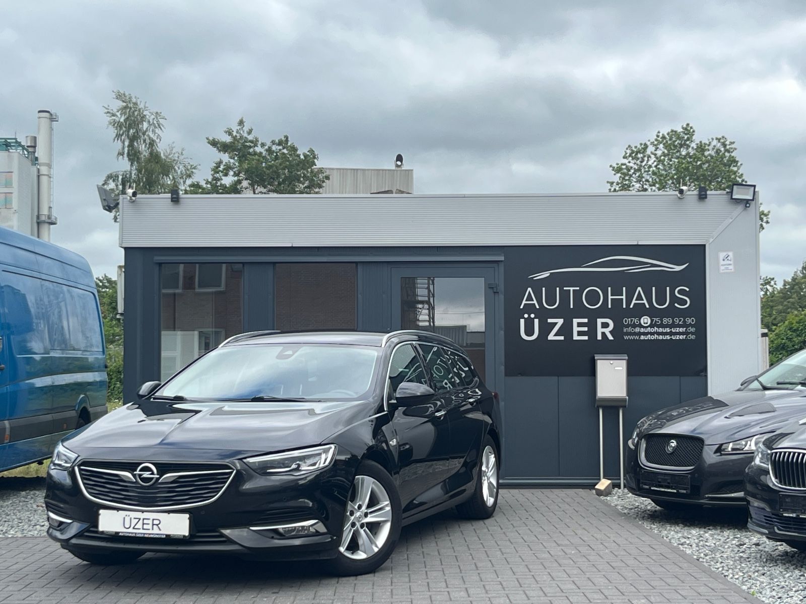 Opel Insignia - 1