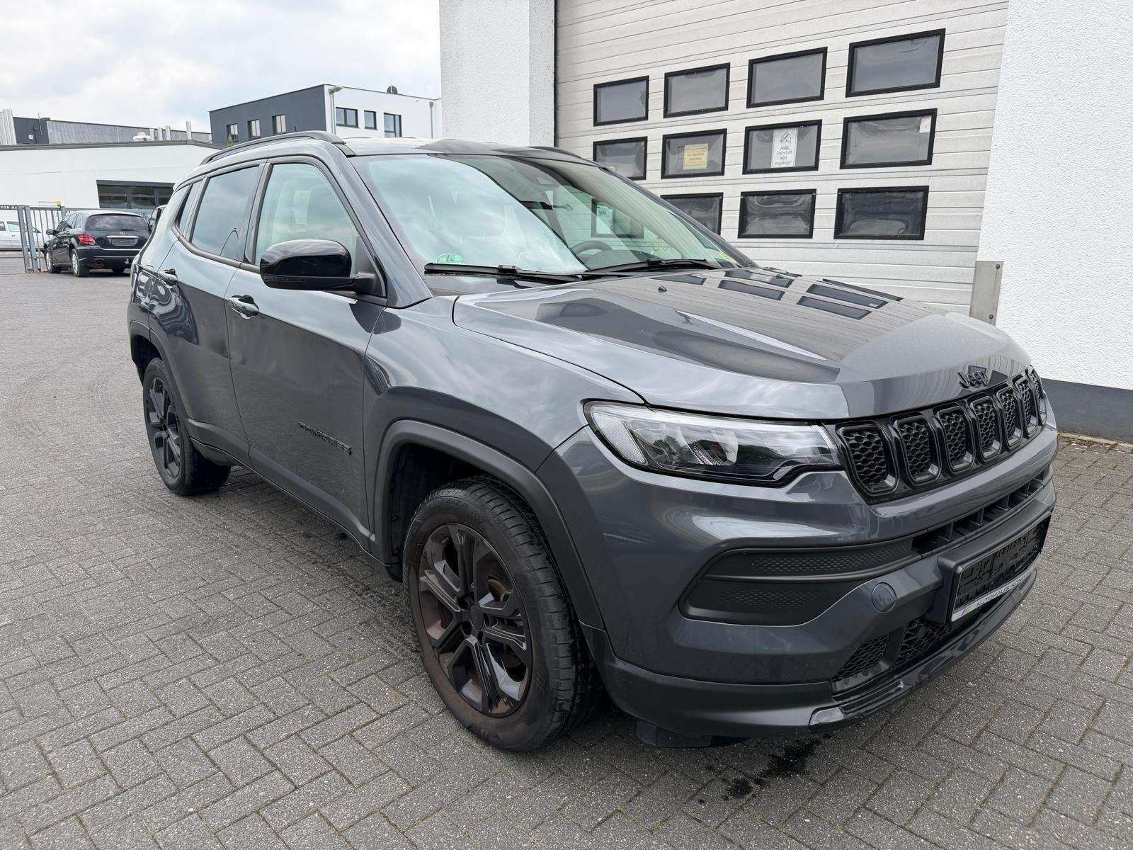 Jeep Compass Night Eagle Mild-Hybrid FWD