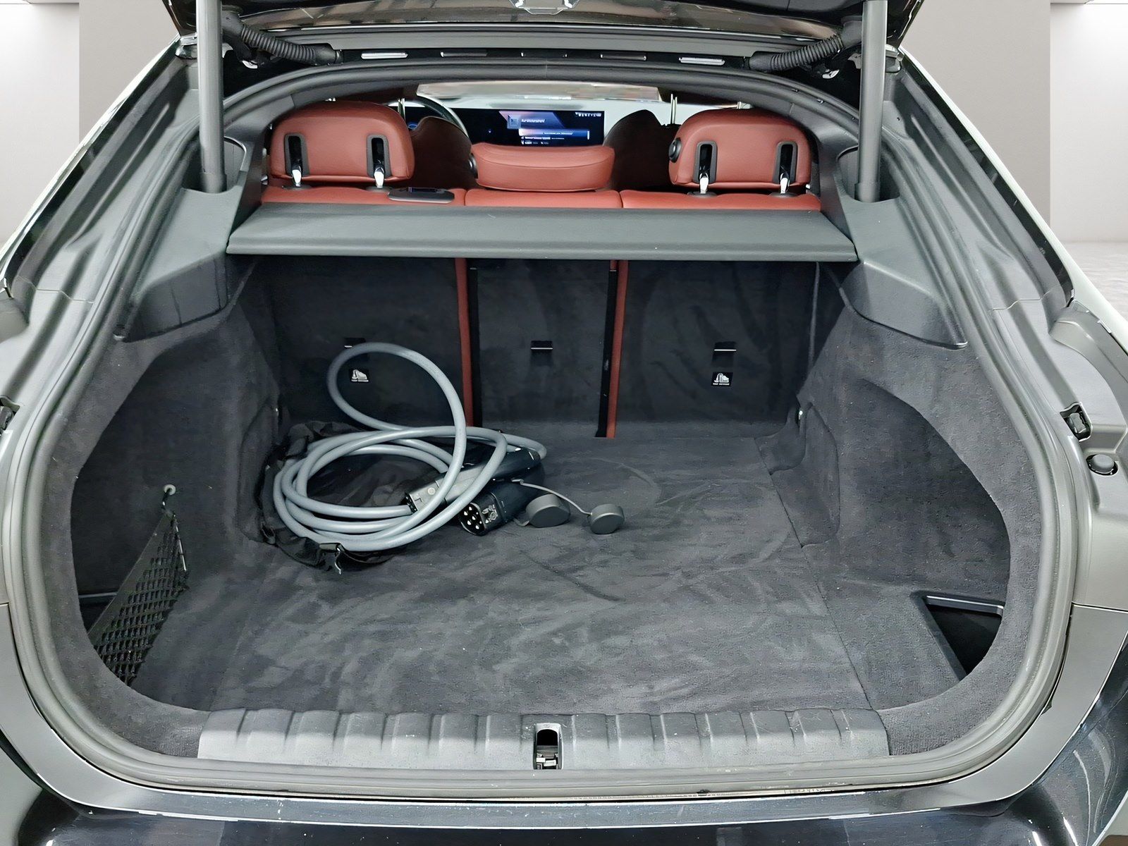 BMW i4 - Bild 11