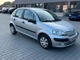 Citroën Citroen C3 sehr gepflegtes Fahrzeug Allwet... - gebrauchte Citroën C3 aus dem Jahr 2002
