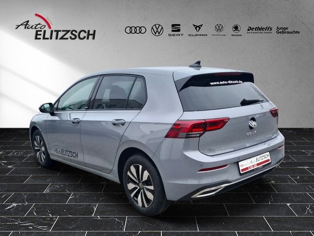 Fahrzeugabbildung Volkswagen Golf VIII TSI Move LED Navi AID RFK SH LM