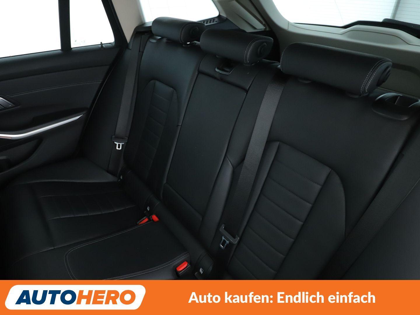 BMW 318d Luxury Line Aut.*NAVI*LED*TEMPO*PDC*SHZ*