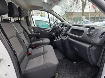 Renault Trafic - 9