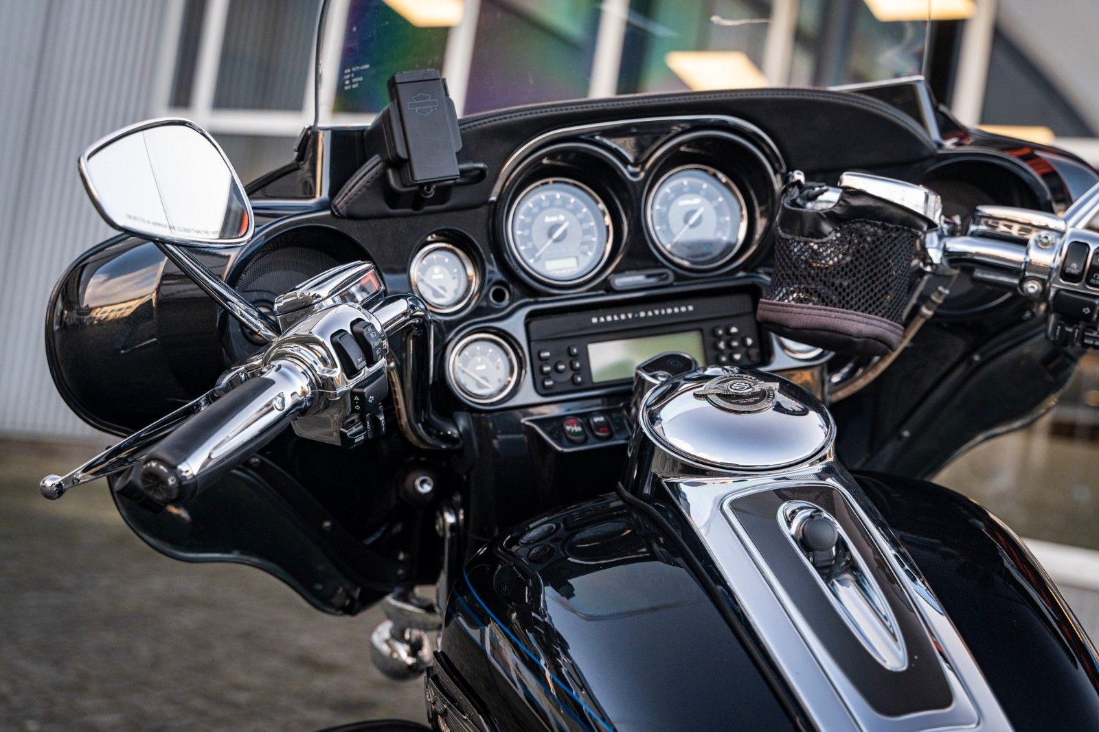 Fahrzeugabbildung Harley-Davidson CVO Ultra Classic Electra Glide 110ANV FLHTCUSE8