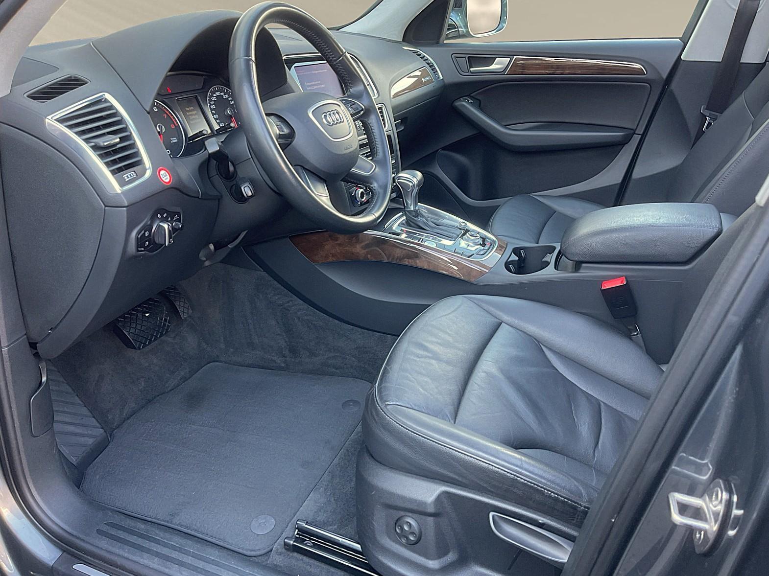 Audi Q5 2.0 TFSI S-tronic quattro XENON PANO NAVI RFK
