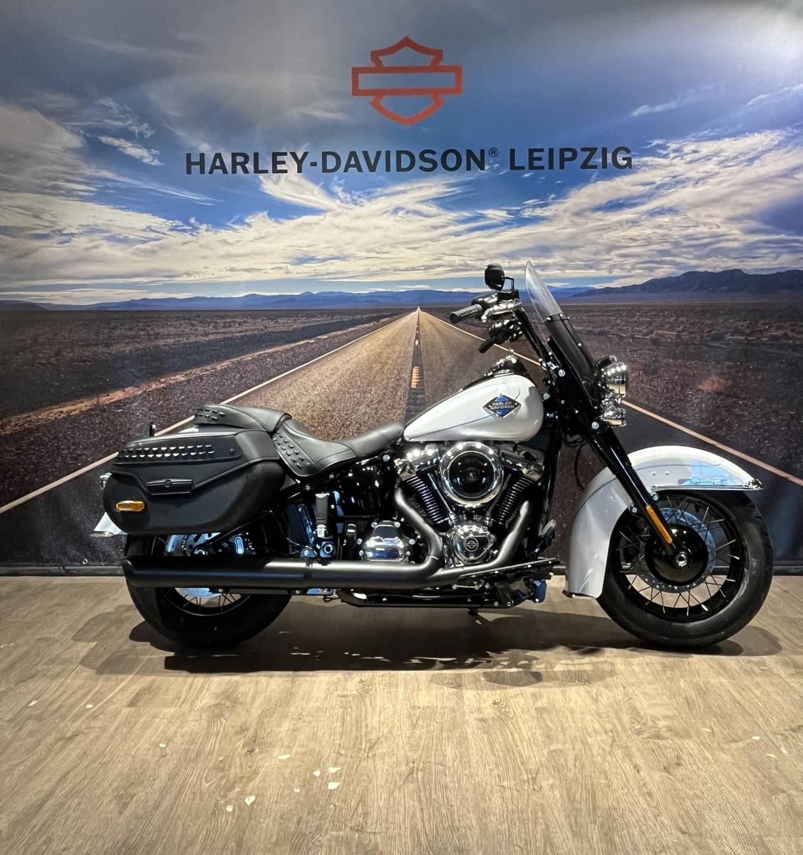 Harley-Davidson Heritage Classic FLHC sofort verfügbar