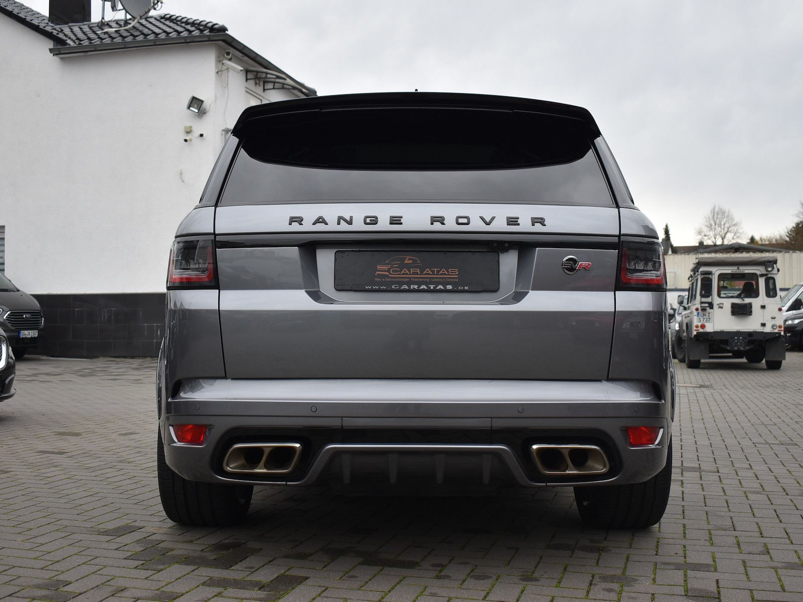 Fahrzeugabbildung Land Rover Range Rover Sport SVR PANORAMA*CARBON*HUD*ACC