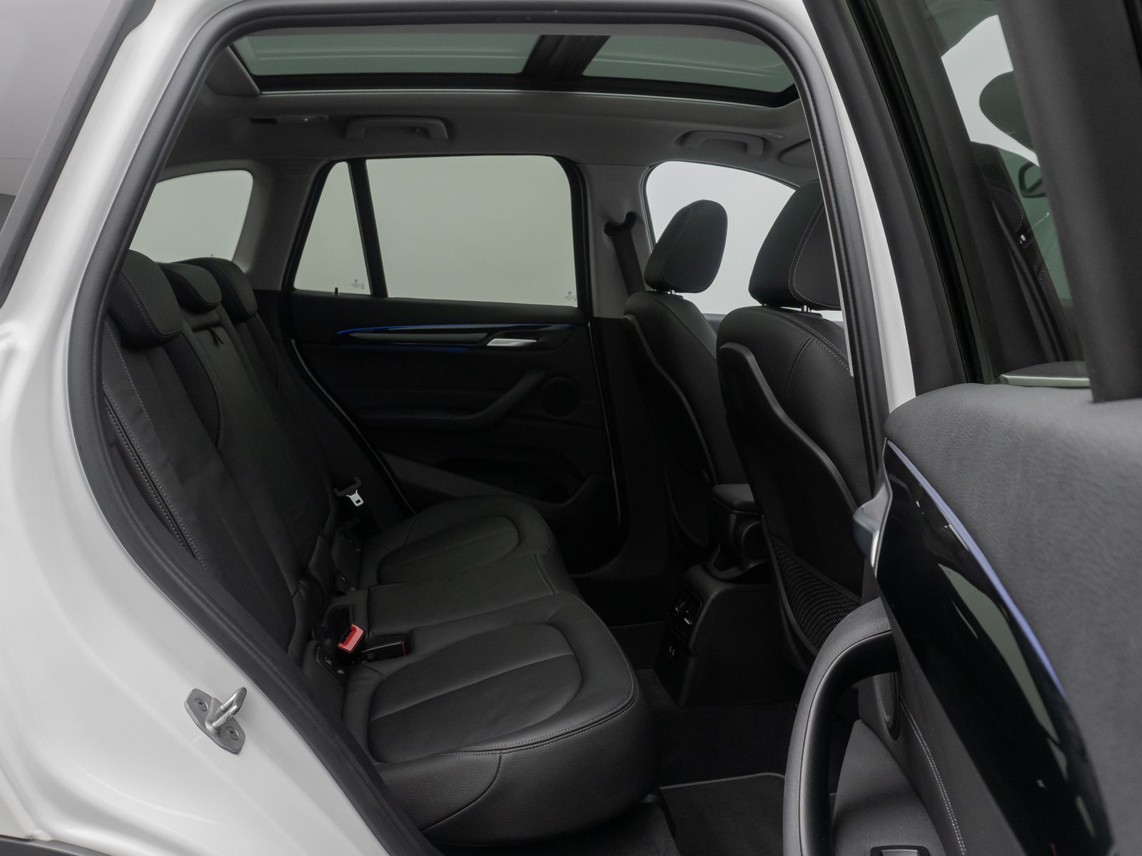 Fahrzeugabbildung BMW X1 xD20d xLine DAB Kamera Panorama Leder Sport