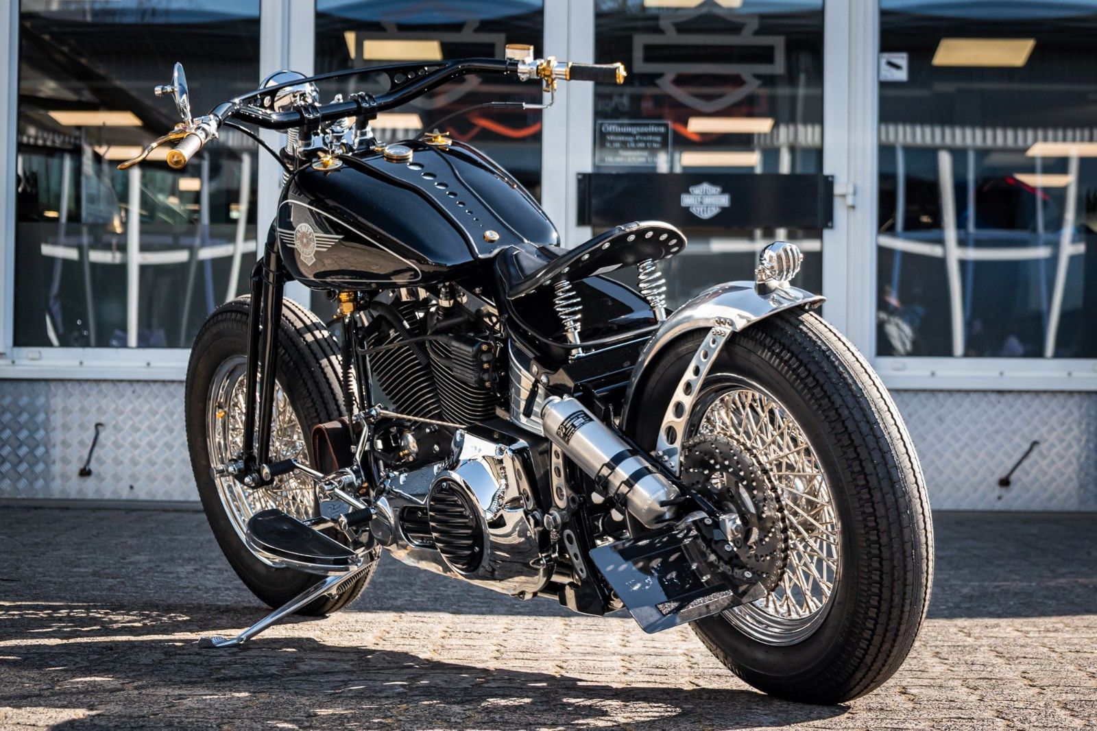 Fahrzeugabbildung Harley-Davidson Heritage Springer FLSTC 1989 Oldschool Custom