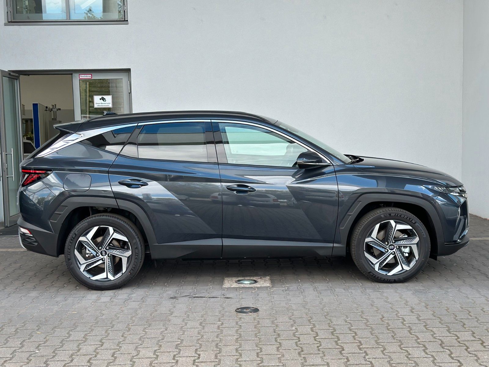 Fahrzeugabbildung Hyundai Tucson Trend 1.6l Plug-In Hybrid 265PS Allrad!