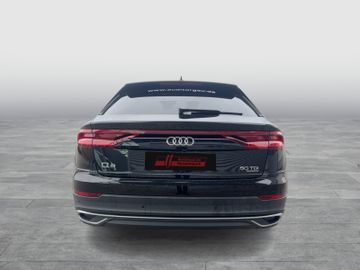 Audi Q8 - 4