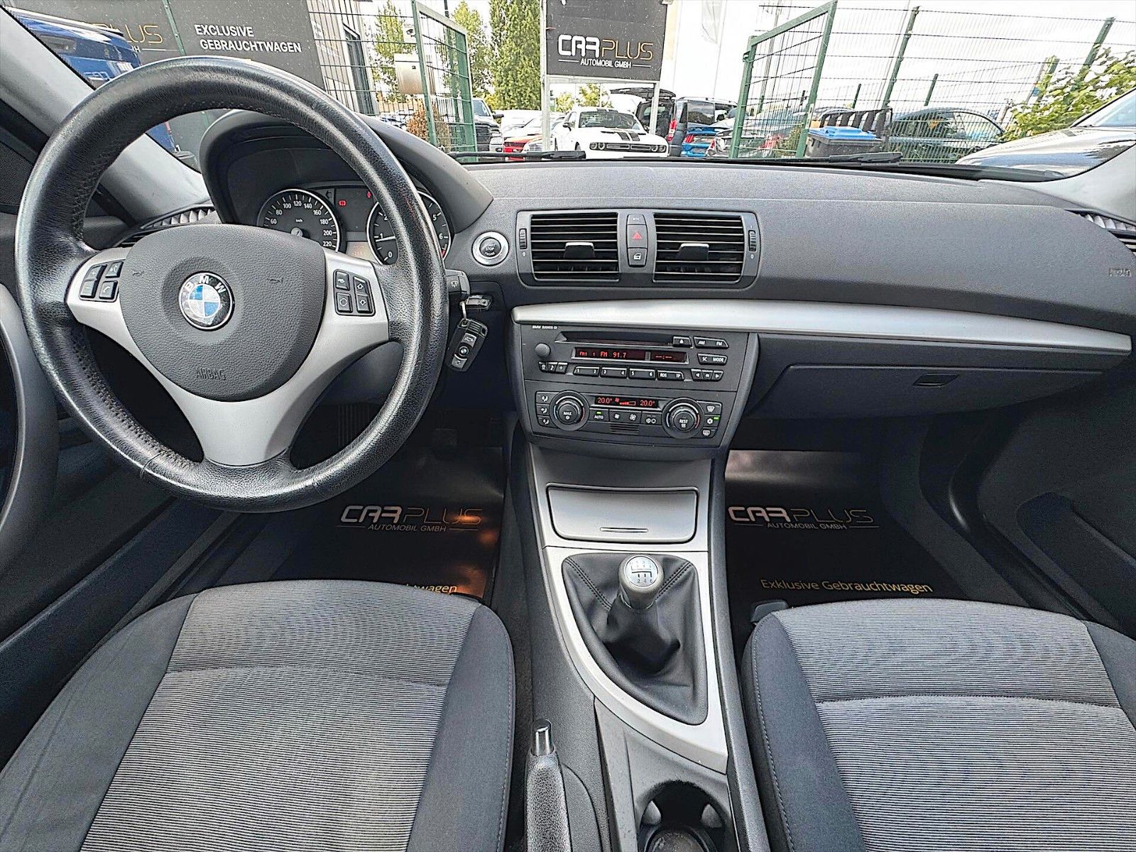 Fahrzeugabbildung BMW 120i Sport *TÜV Neu*Klima*Tempomat*Export Preis*