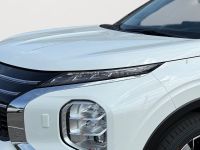 Mitsubishi Plug-in Hybrid Outlander 2,4l  Intro Edition CAM - Image
