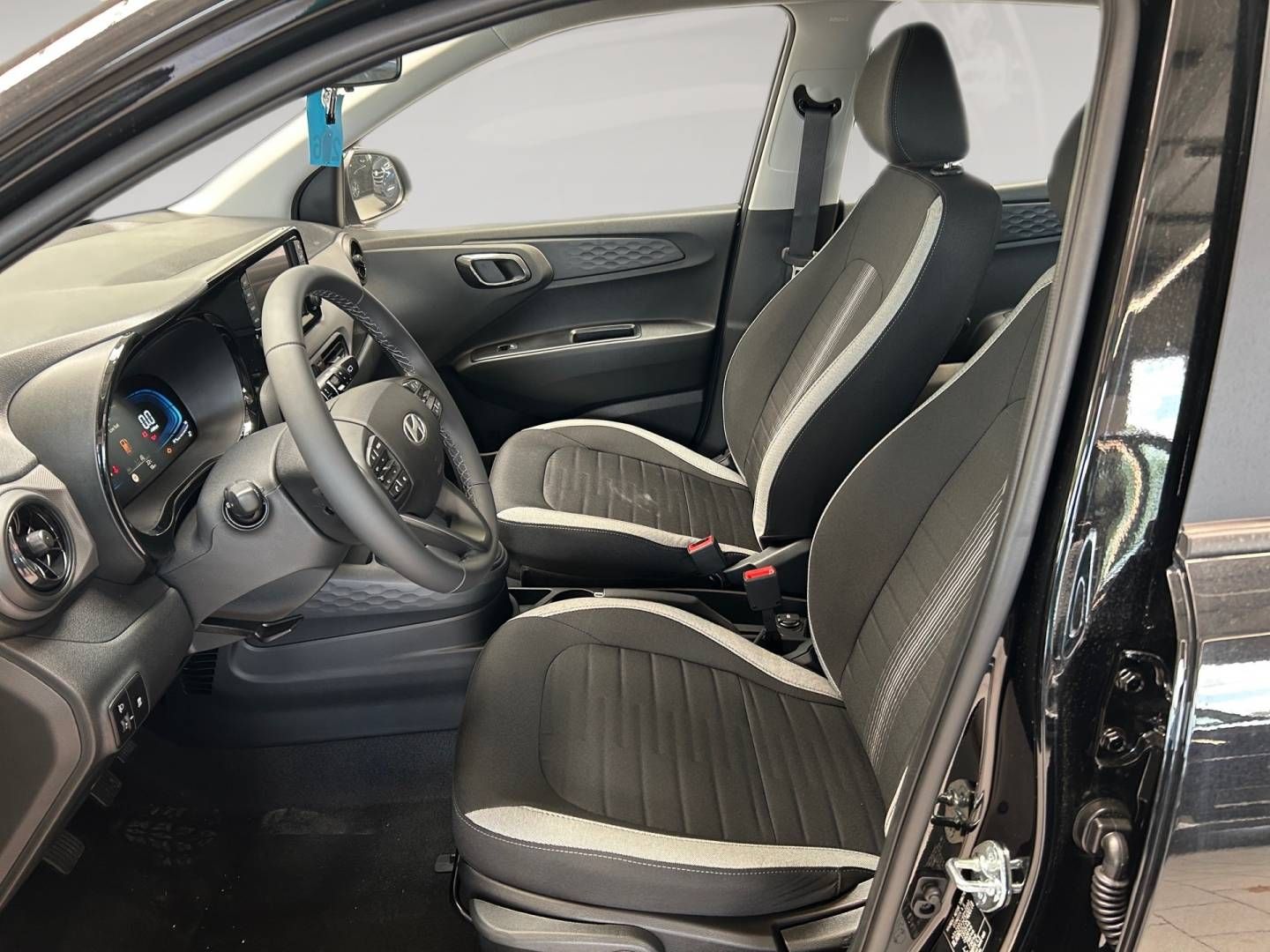 Fahrzeugabbildung Hyundai i10 Jubile FINAL Edition | NAVI | Rückfahrkamera