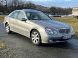 Mercedes-Benz E 240 (W211) Automatikn (ne... - gebrauchte Mercedes-Benz E 240 aus dem Jahr 2004