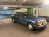 Mercedes-Benz W124 250D - Mercedes-Benz 250: W124 D