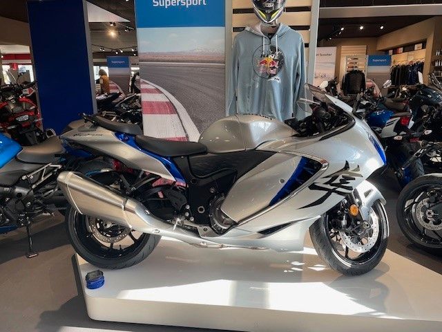 Suzuki GSX-R 1300 Hayabusa   MY25