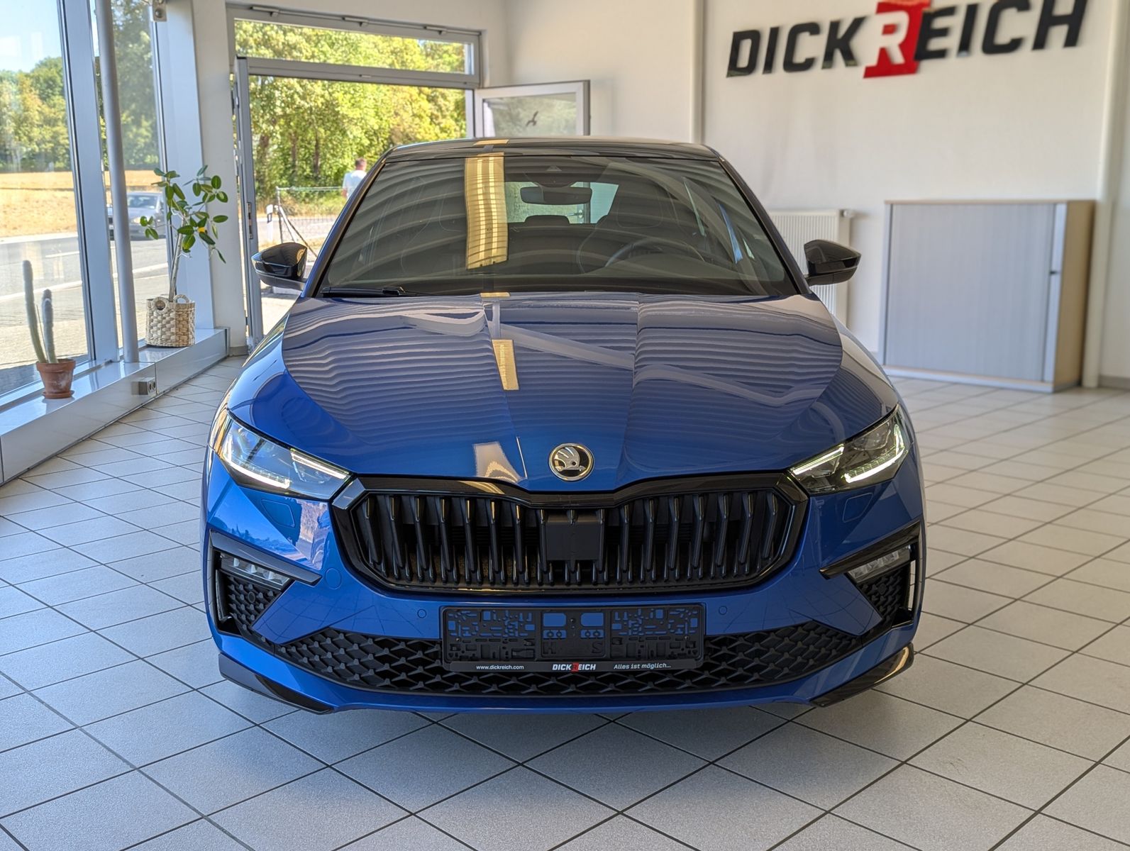Fahrzeugabbildung SKODA Scala 1.5 TSI DSG Monte Carlo Kamera ACC LED 18"