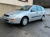 Ford Focus 1.6 Automatik Ghia  TÜV 04/2027 - Ford Focus aus 2000: Ghia