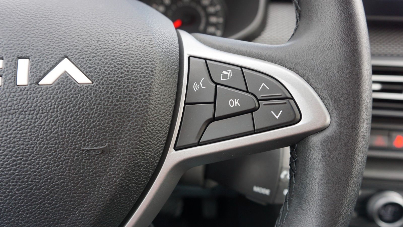 Fahrzeugabbildung Dacia Sandero III Expression, Kamera, Navi, Garantie !