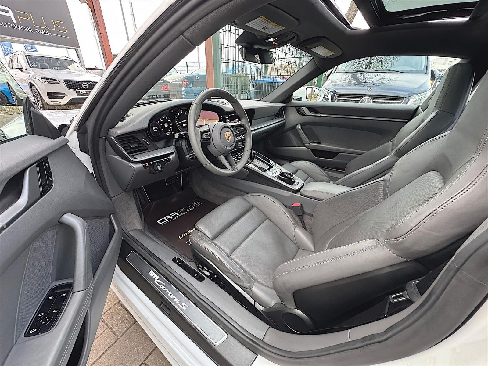Fahrzeugabbildung Porsche 992 911 Carrera S Sport Chrono+ *LED*PANO*ACC*