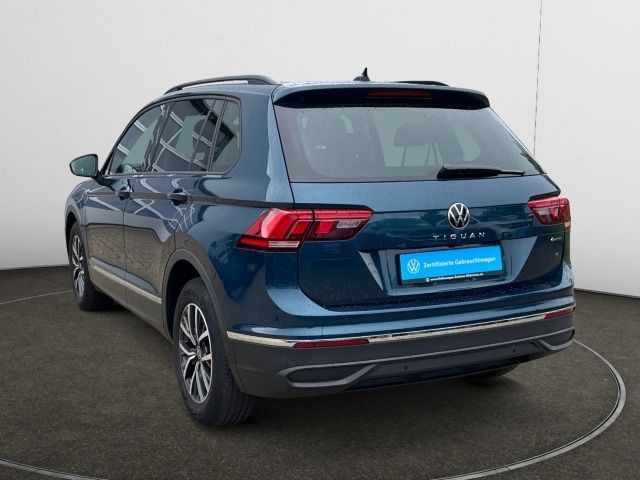 Volkswagen Tiguan 2.0 TDI DSG 4M Life Navi AHK Pano Standhz foto 3