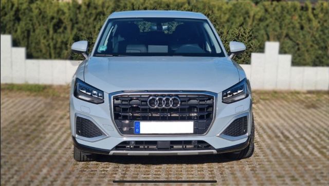 Audi Q2 35 TFSI S tronic + GARANTIE + viele EXTRAS