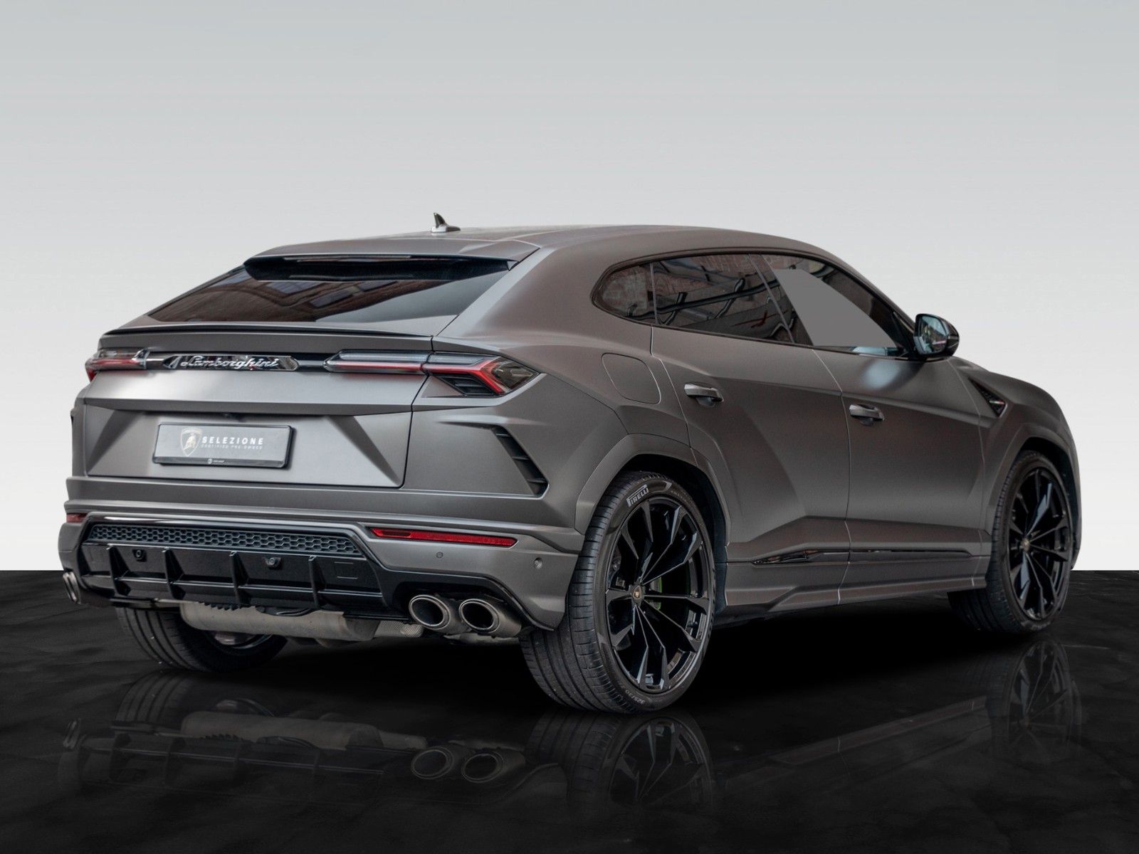 Lamborghini Urus Akrapovic Trailer Towing PPF foto 3