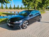 Volkswagen Golf 7 GTI APR Sportauspuff Gewindefahrwerk - Volkswagen Golf: GTI Sport