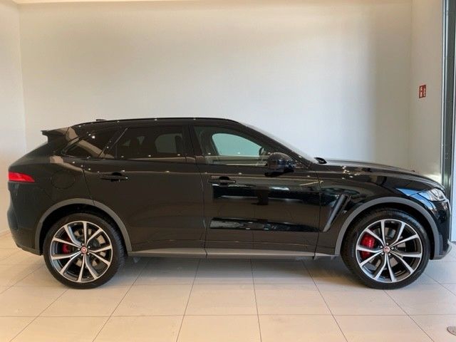 Fahrzeugabbildung Jaguar F-PACE P550 SVR AWD Panoramadach AHK elk. & 22"