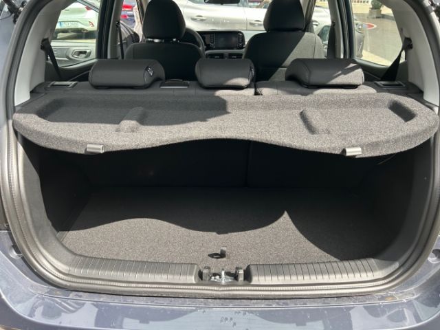 Fahrzeugabbildung Hyundai i10 FL (MJ24) 1.0 Benzin A/T Trend Komfortpaket