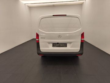 Mercedes eVito - 6