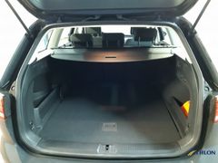 Fahrzeugabbildung Volkswagen Passat Variant Comfortline Navi SiHz ACC RFK AHK