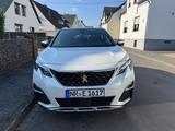 Peugeot 3008 GT 2.0 BlueHDi Panorama, 360°, Abstandstemp - Peugeot 3008: 2.0