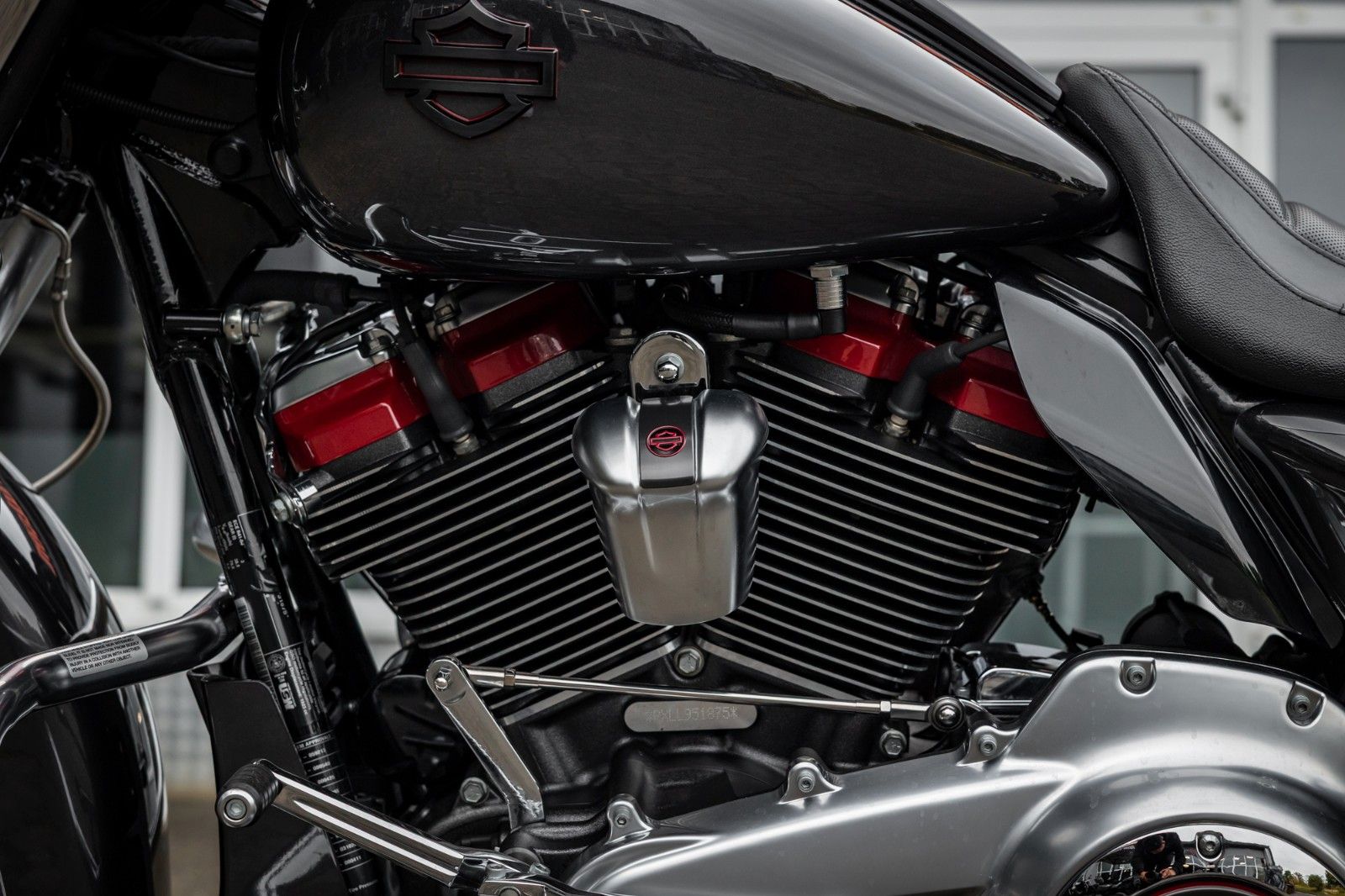 Fahrzeugabbildung Harley-Davidson FLHXSE CVO Street Glide 117 Cui - JEKILL & HYDE