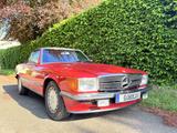 Mercedes-Benz SL 560 - rote Mercedes-Benz SL 560