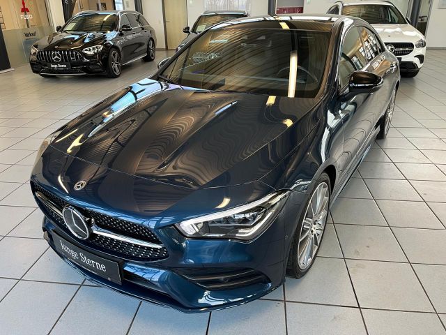 Mercedes-Benz CLA 250 AMG Night Multibeam Distronic Pano 19''