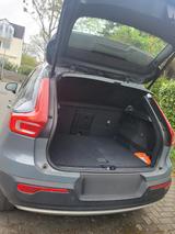Volvo XC40 T4 Momentum Pro Geartronic von Privat - Volvo XC40 in Mainz