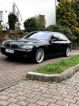 BMW 750i A - BMW 750 aus 2006: 750i