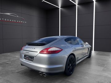 Porsche Panamera - 7
