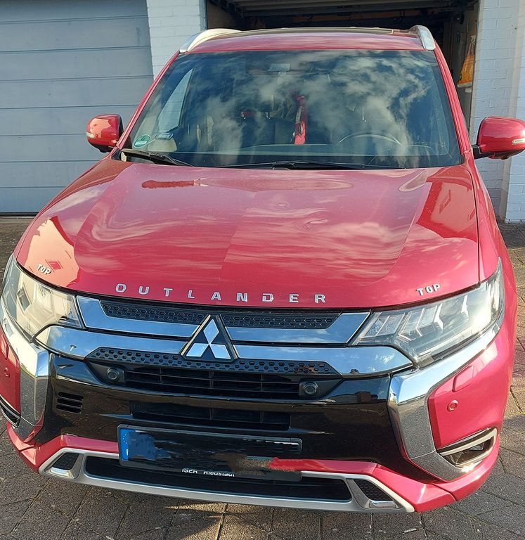 Image of Mitsubishi Outlander