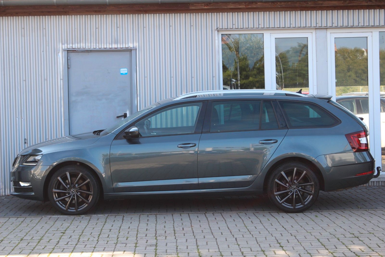 Skoda Octavia Combi Style 2.0 TSI DSG+Navi+Kamera+ACC foto 5