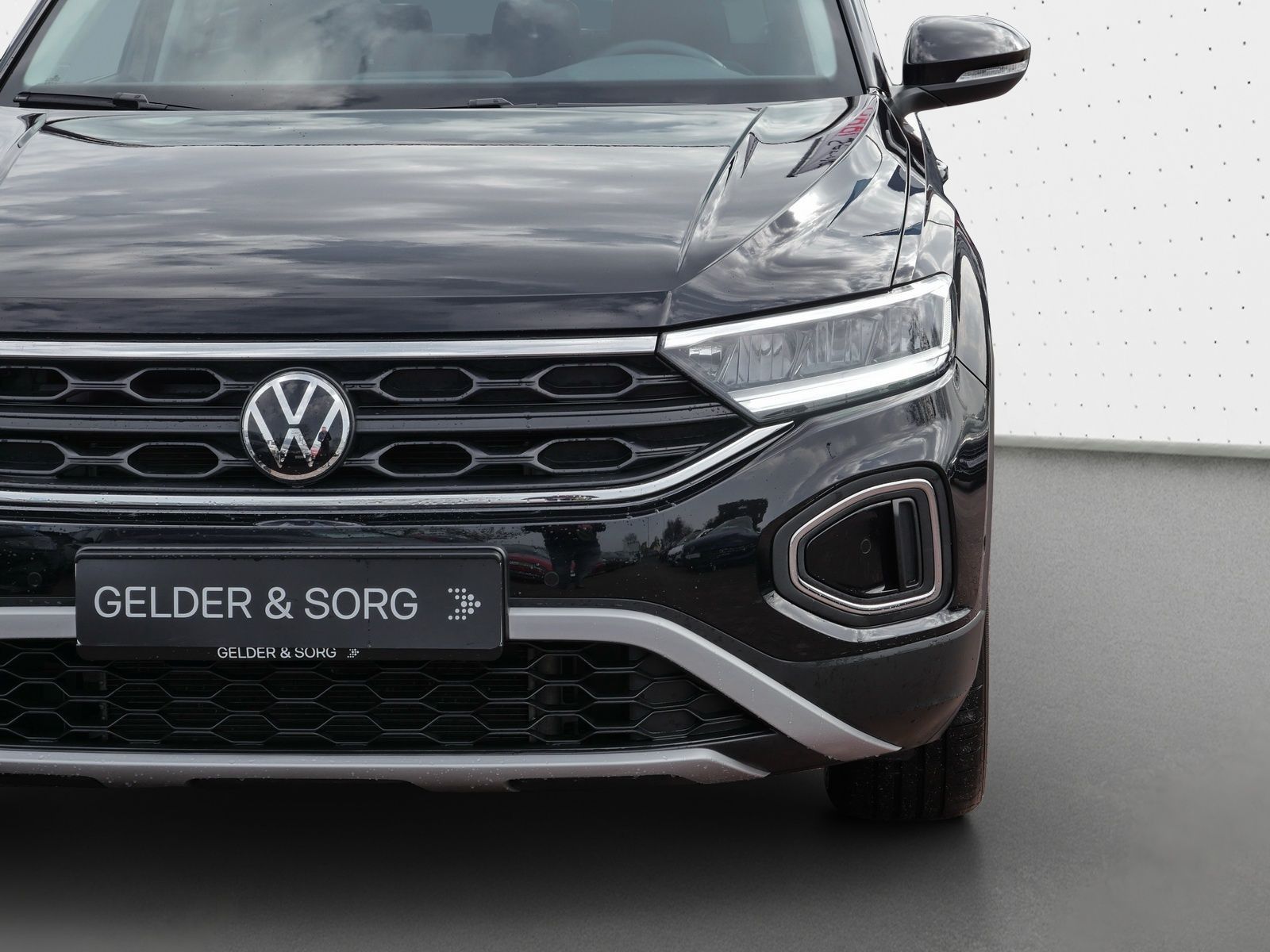 Volkswagen T-Roc - Bild 12
