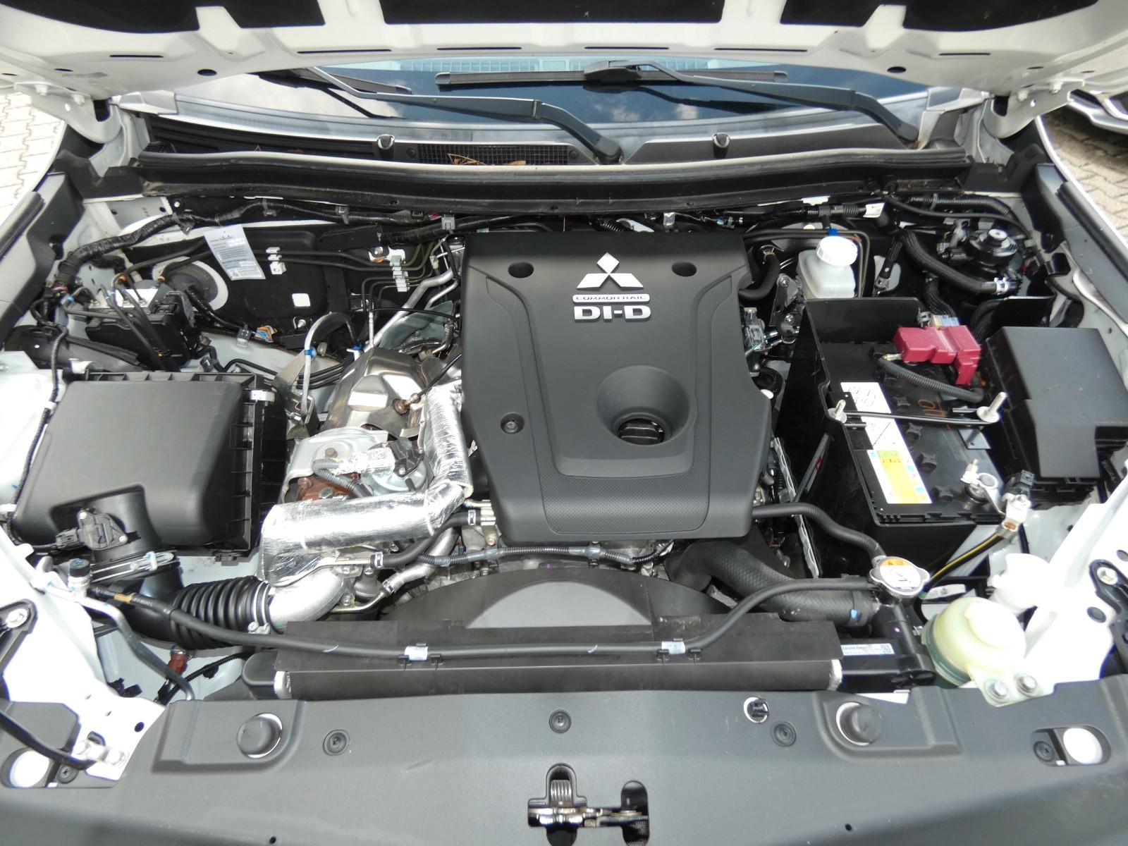 Mitsubishi L200 Doppelkabine TOP 2.2 DI-D 4WD ,,Automatik"