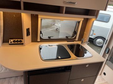 Dethleffs c´go 475 EL Mover TV Dusche el .Stützen