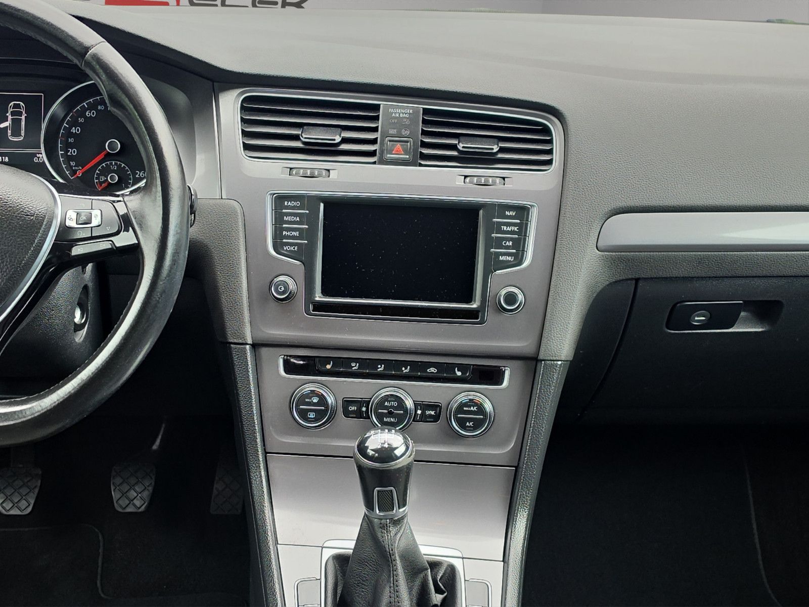 Fahrzeugabbildung Volkswagen Golf VII Variant Trendline BMT NAVI KLIMA SHZ