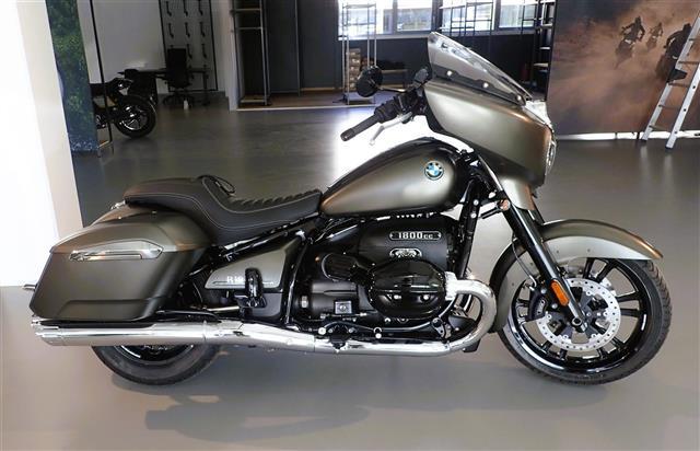 BMW R 18 B Premium Selection !
